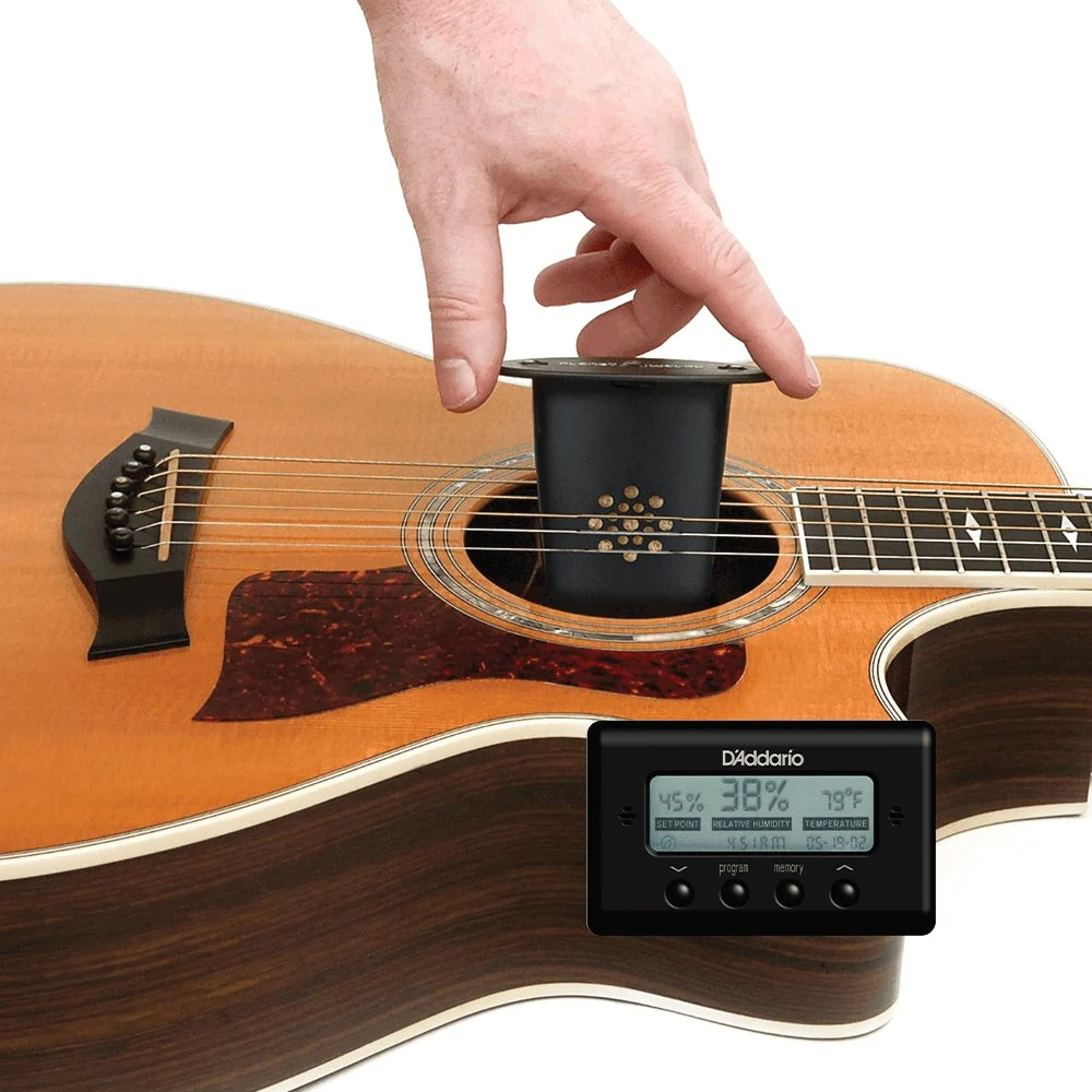 D'Addario Accessories - Acoustic Guitar Soundhole Humidifier Humidity Bundle with Sensor PW-GH-HTS - Image 2