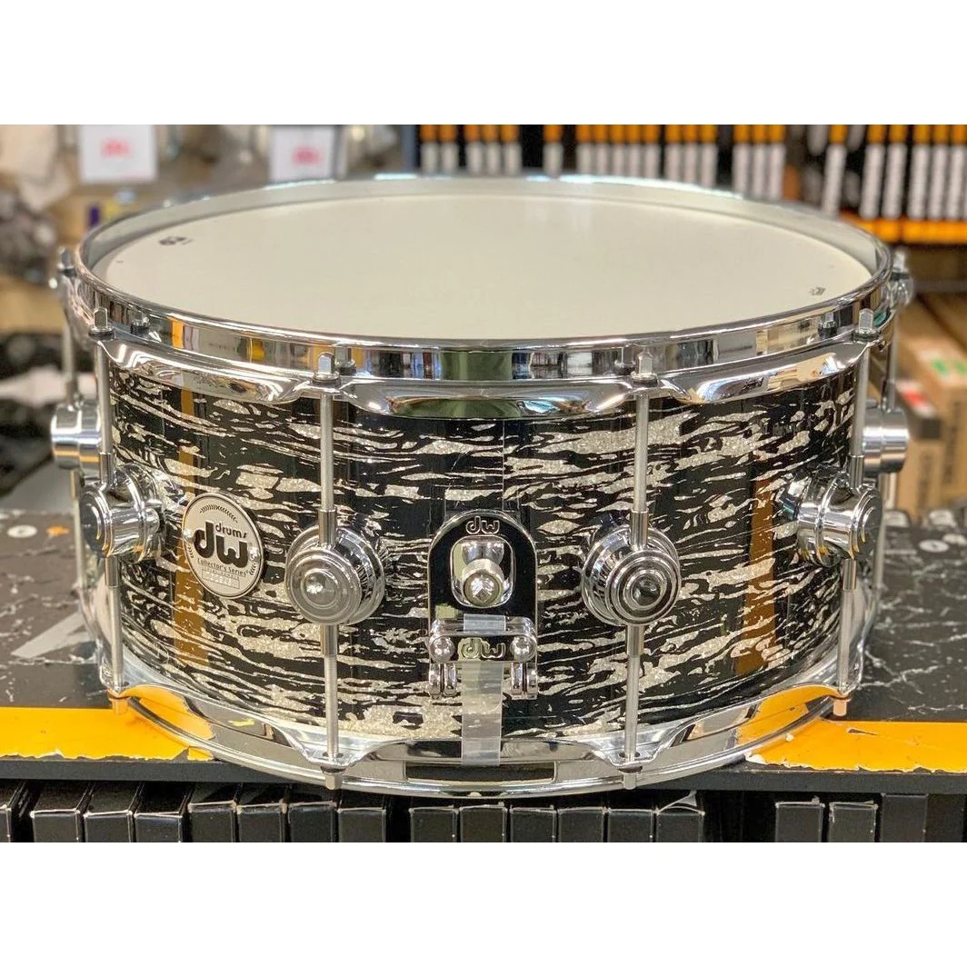 DW Drums - Collector's Series Snare 6.5x14 Black Oyster Glass - Image 2