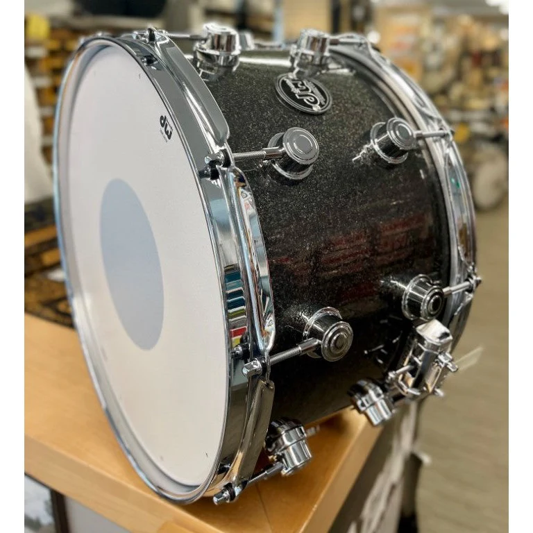 DW Drums - Performance Series Snare 8x14 Pewter Sparkle DRP0814SSPS - Image 4