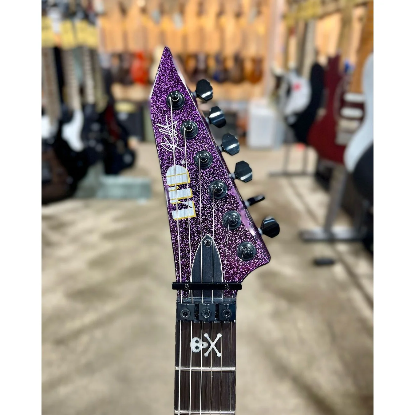 ESP - LTD KH-602 Kirk Hammett Signature Series Purple Sparkle w/case - Image 3