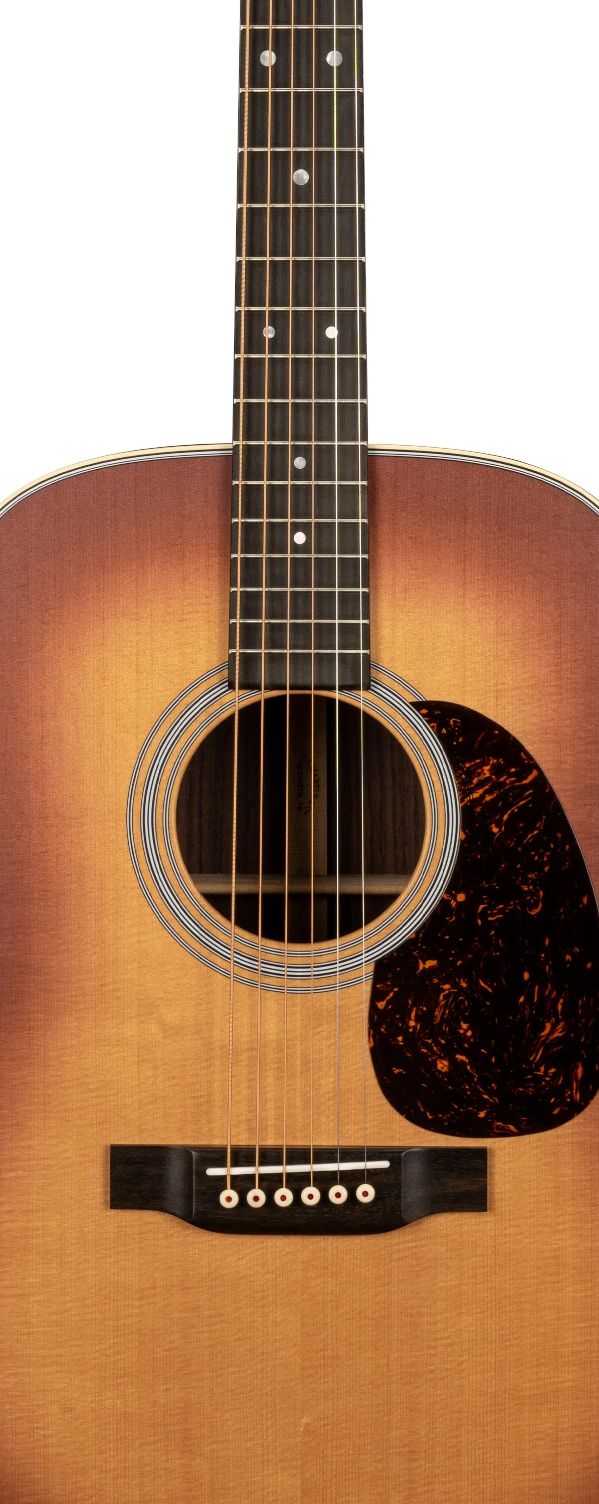 Martin - D-28 - Satin Amber Y25 with Case - Image 3