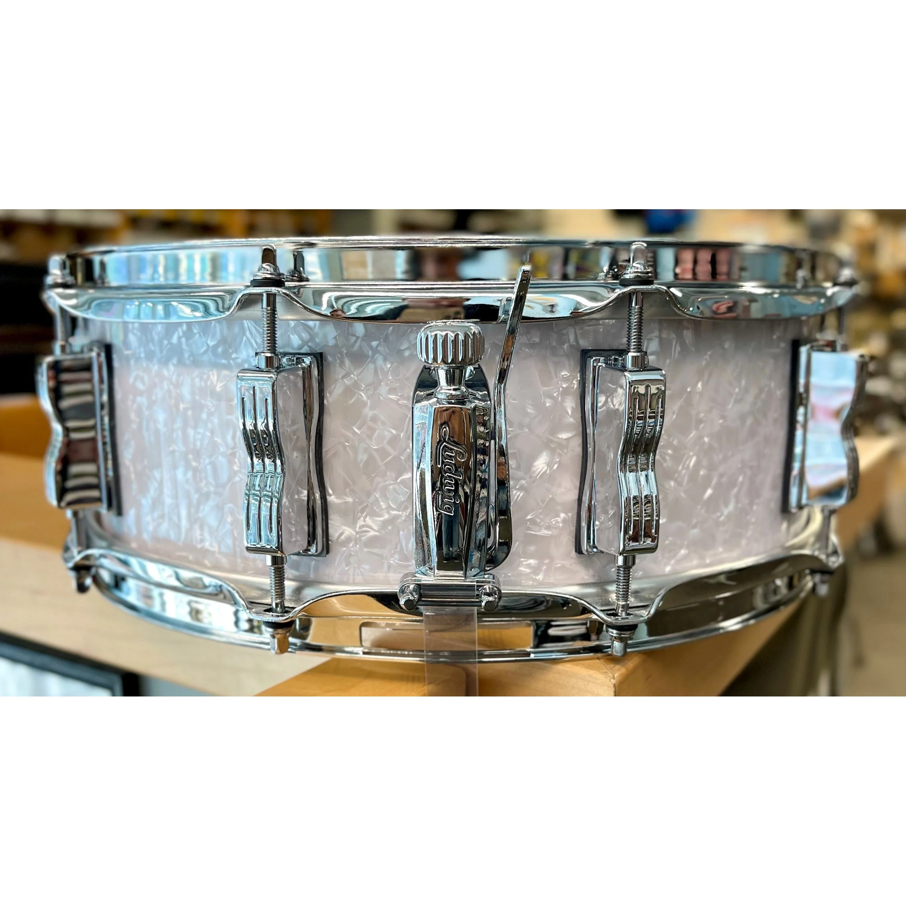 Ludwig - Classic Maple Snare 5X14 White Marine Pearl LS401XXOP - Image 2