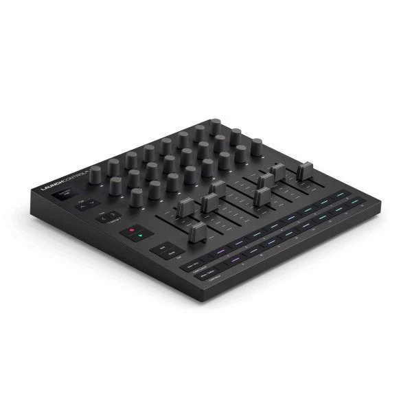 Novation -  Novation Launch Control XL 3 MIDI Control Surface - Image 3