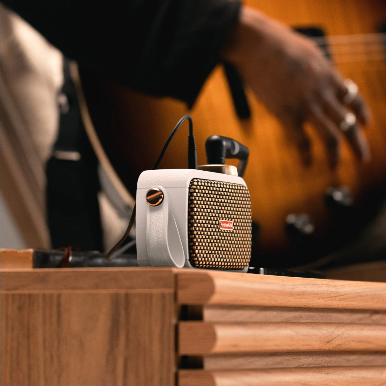 Positive Grid - Spark GO - Ultra-portable Smart Guitar Amp & Bluetooth® Speaker  - Pearl - Image 5