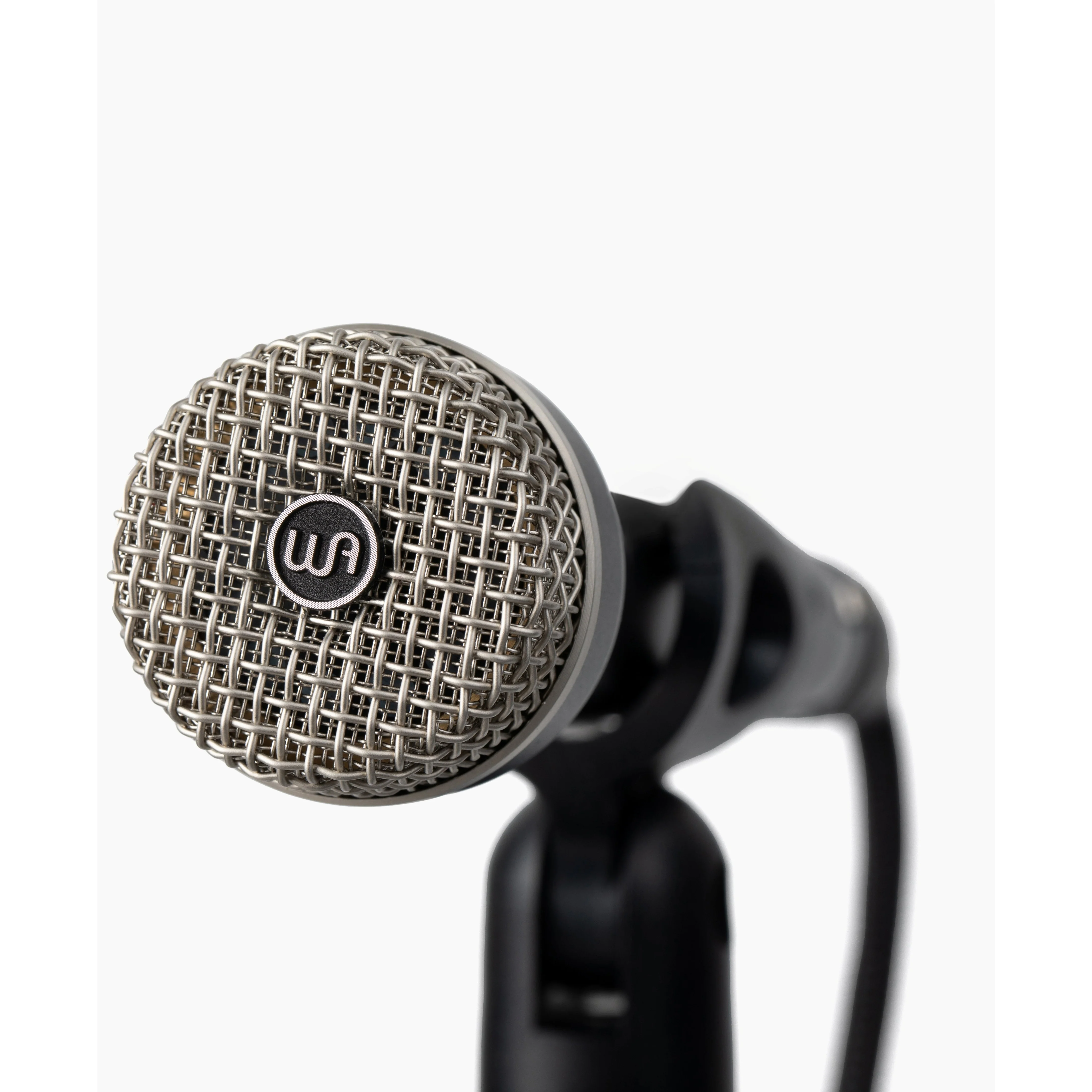 Warm Audio - WA-19 Dynamic Cardioid Studio Microphone - Black - WA-19-B - Image 4